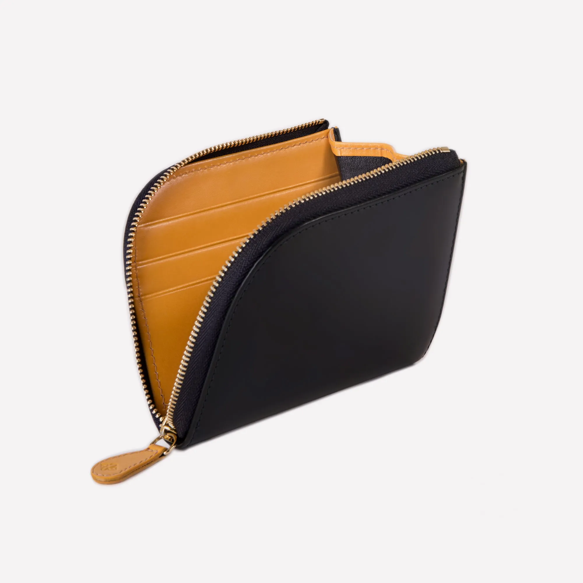 Bridle Hide Zipped Curved Wallet with Key Strap