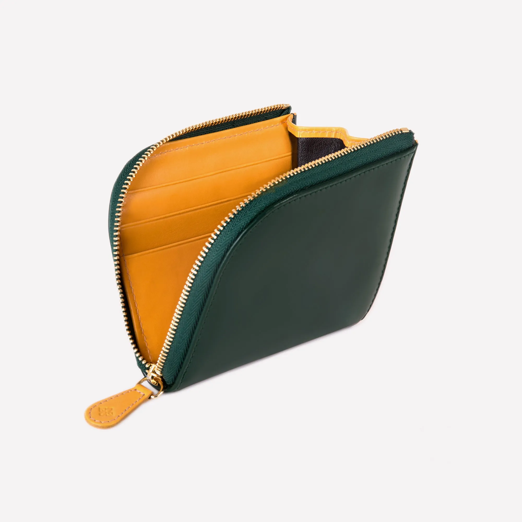 Bridle Hide Zipped Curved Wallet with Key Strap