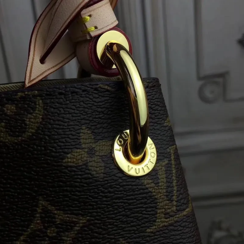 Louis Vuitton Graceful MM Bag