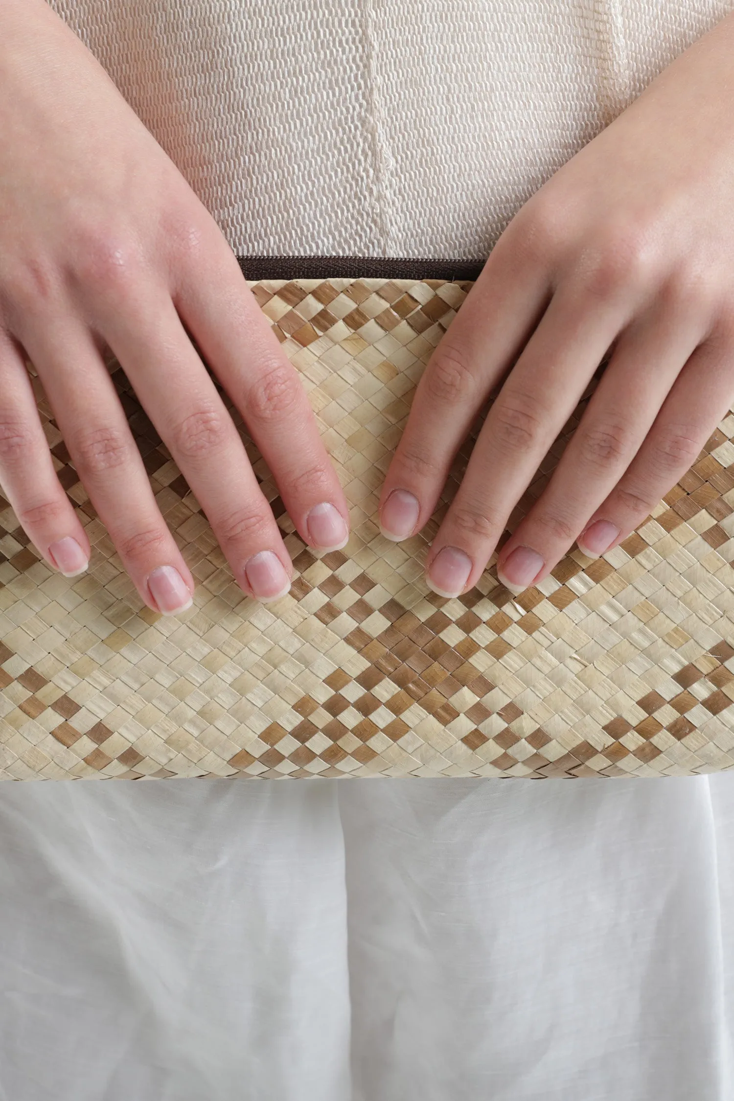 Natural Woven clutch