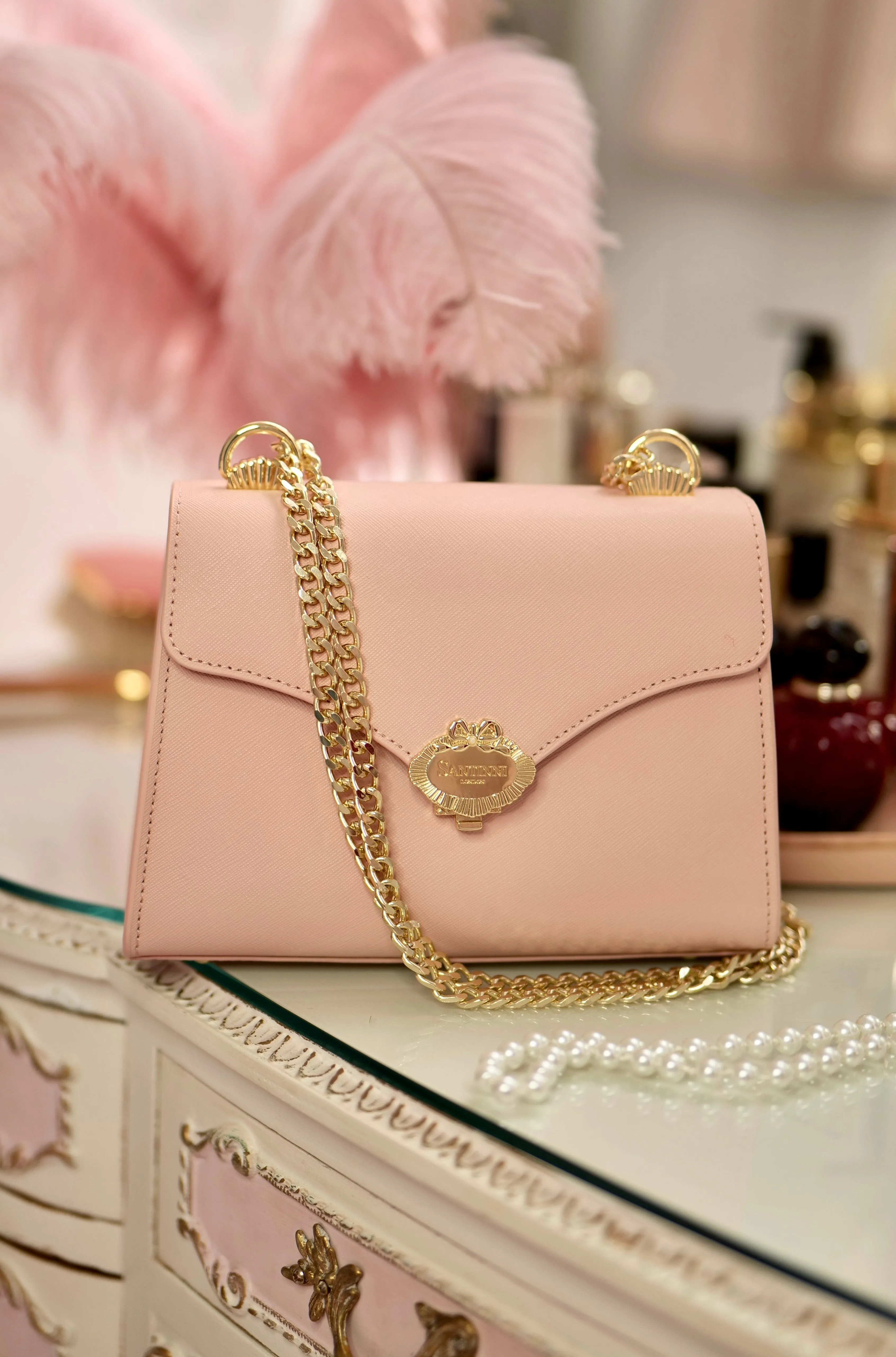 'Venus' Saffiano Leather Handbag in Rosa